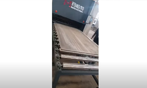 Blechglättungsmaschine für kaltgewalzte Stahlplatten